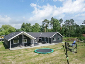 Charming Holiday Home in Nex with Swimming Pool Nexø